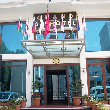 Grand Ani Hotel Kars Exterior foto