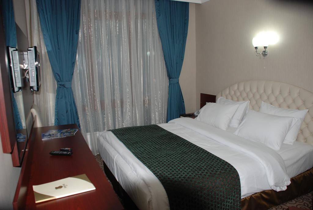 Grand Ani Hotel Kars Exterior foto